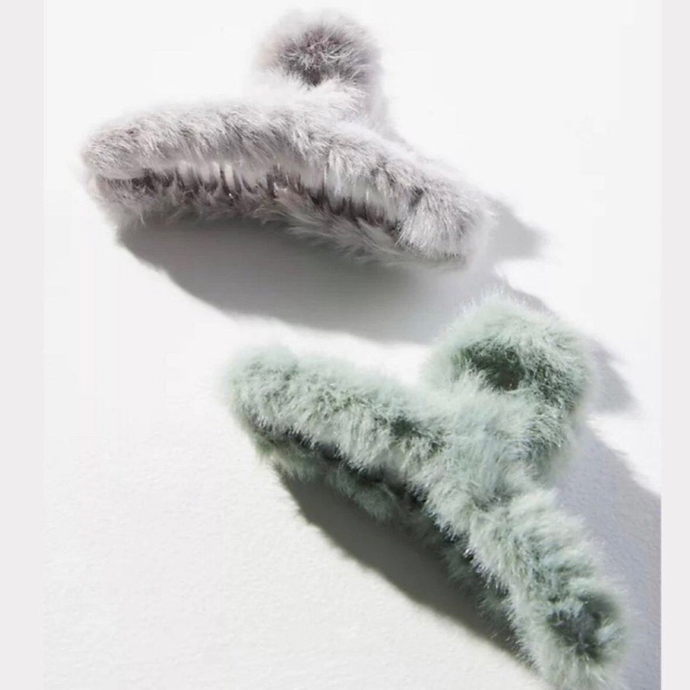 Anthropologie Faux Fur Claw Hair Clip Set